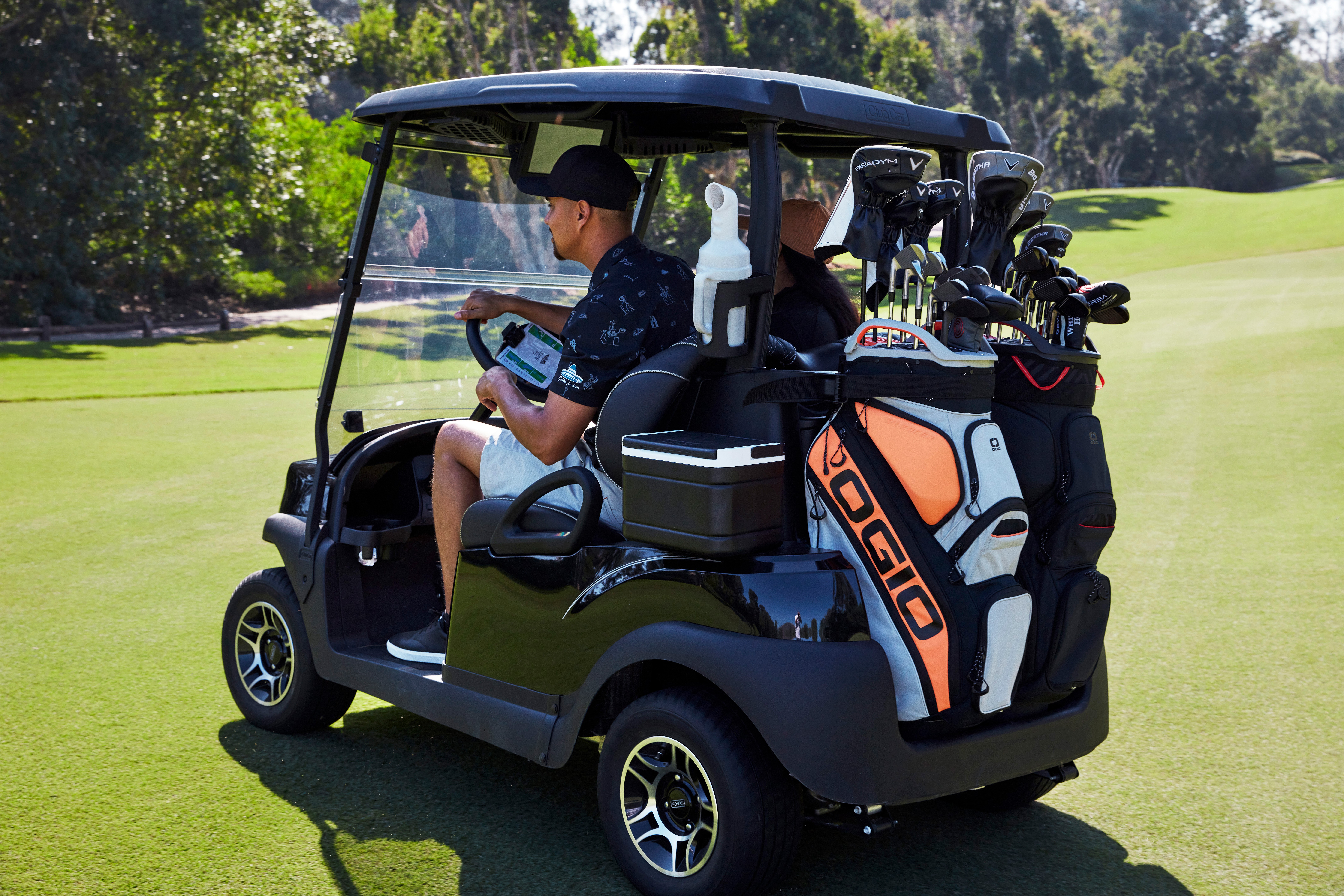 Australian Golf's New Luggage Partner